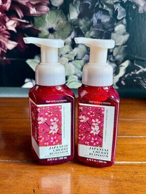 NEW 2-Pc JAPANESE CHERRY BLOSSOM Foaming Hand Soap Bath & Body Works